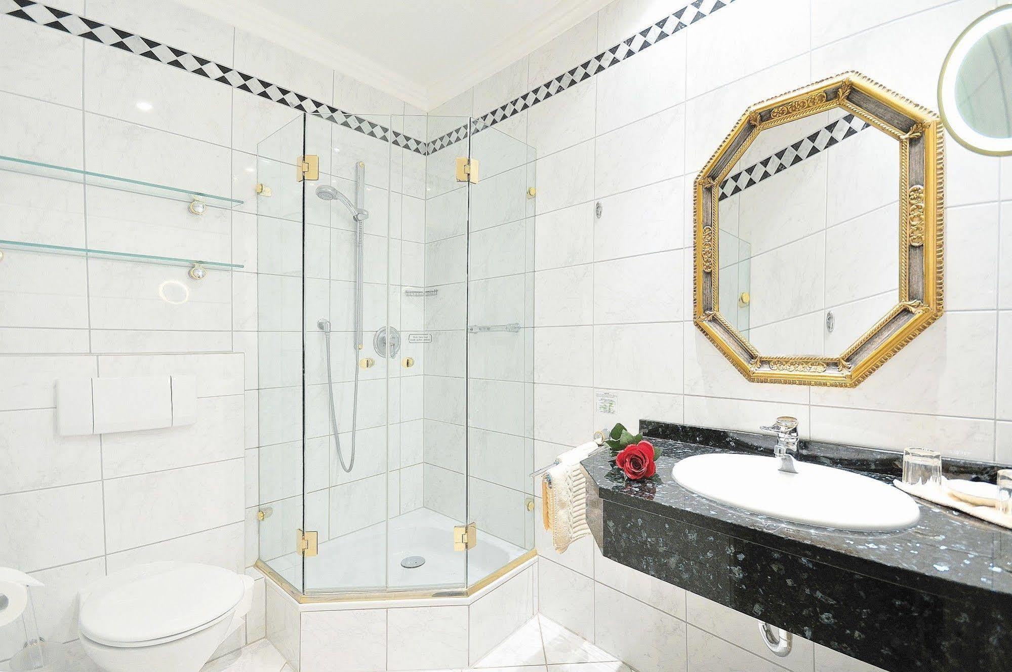 Hotel Residenz Am Rosengarten Бад-Киссинген Номер фото