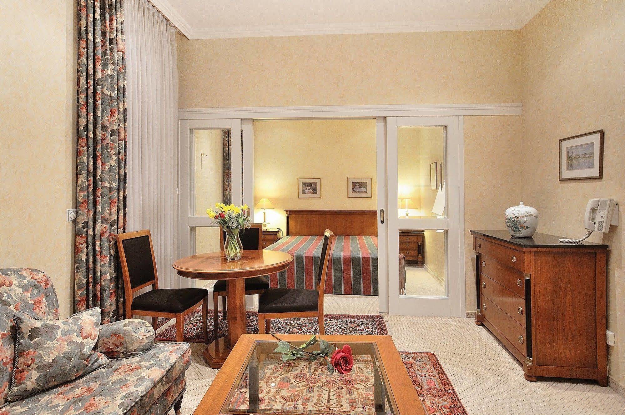 Hotel Residenz Am Rosengarten Бад-Киссинген Номер фото